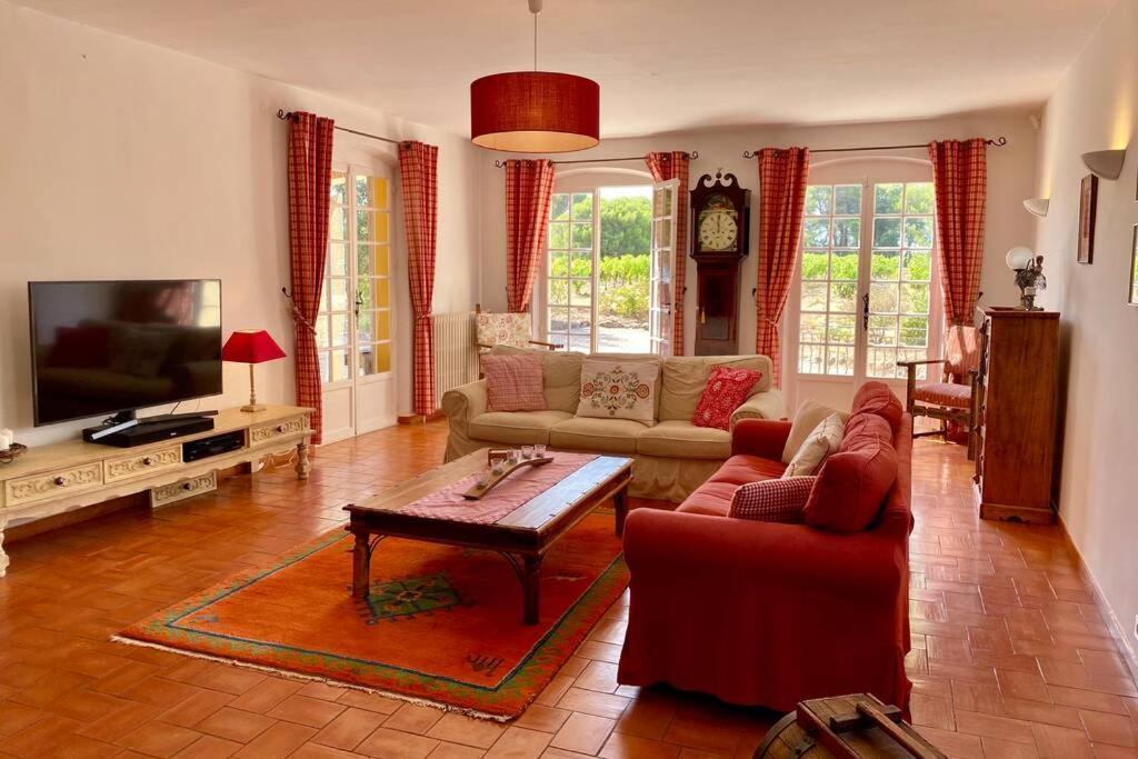 Le Clos Des Pins, Vue Mont Ventoux Roaix Екстериор снимка